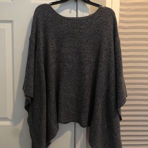 Poncho women’s